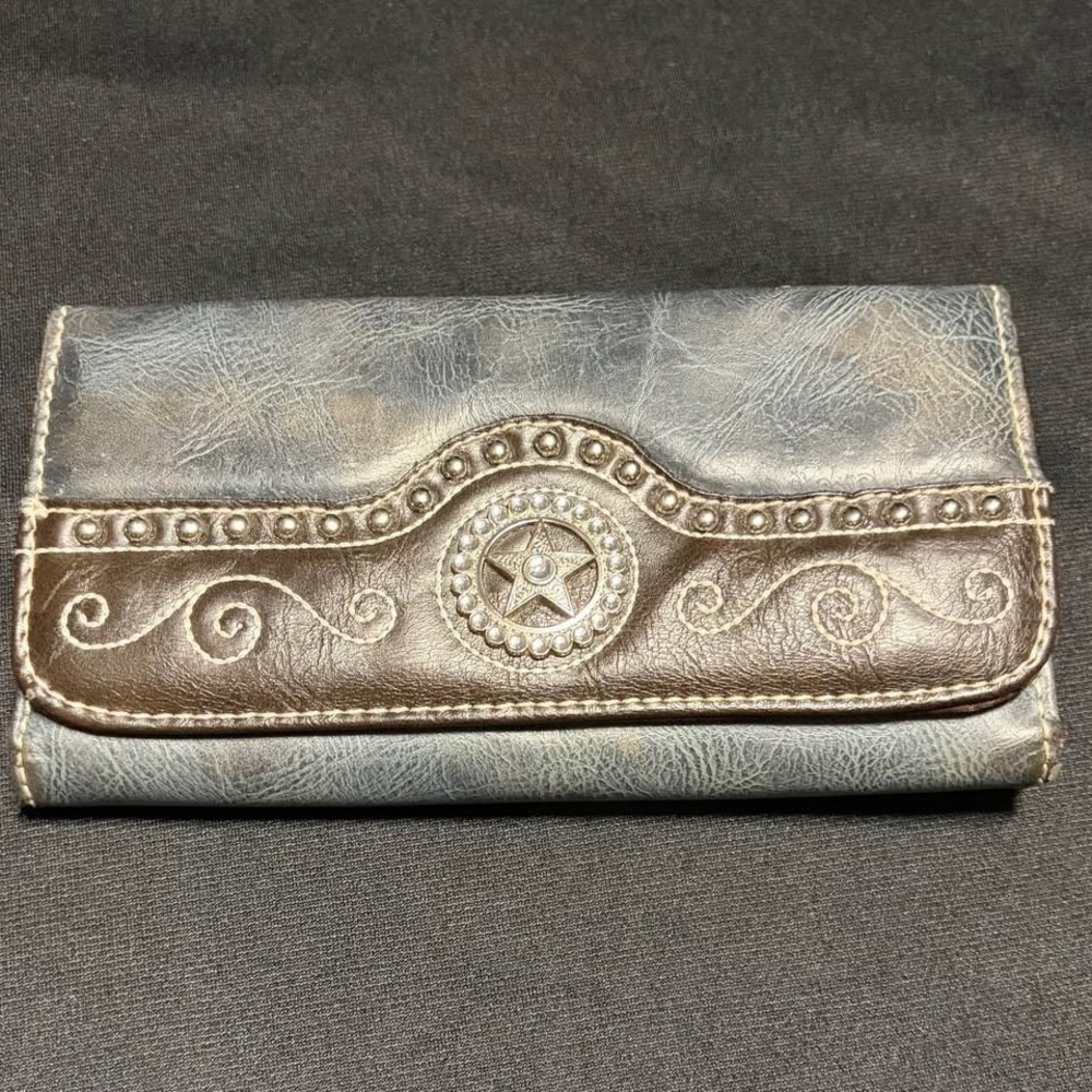 Blazin Roxx Blue Brown Western Star Concho Studded Trifold Checkbook Wallet